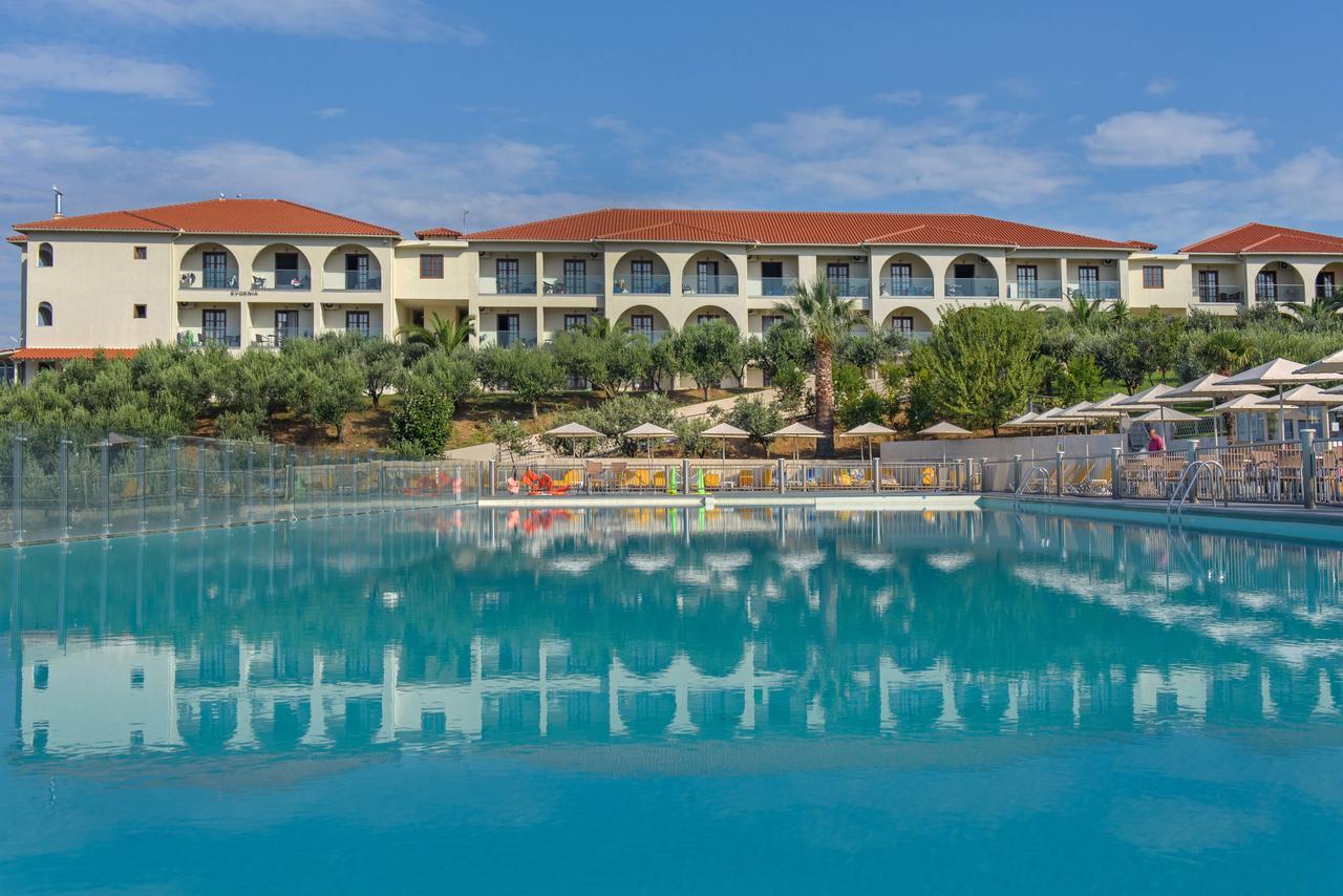 Akrathos Beach Hotel オウランオウポリ エクステリア 写真
