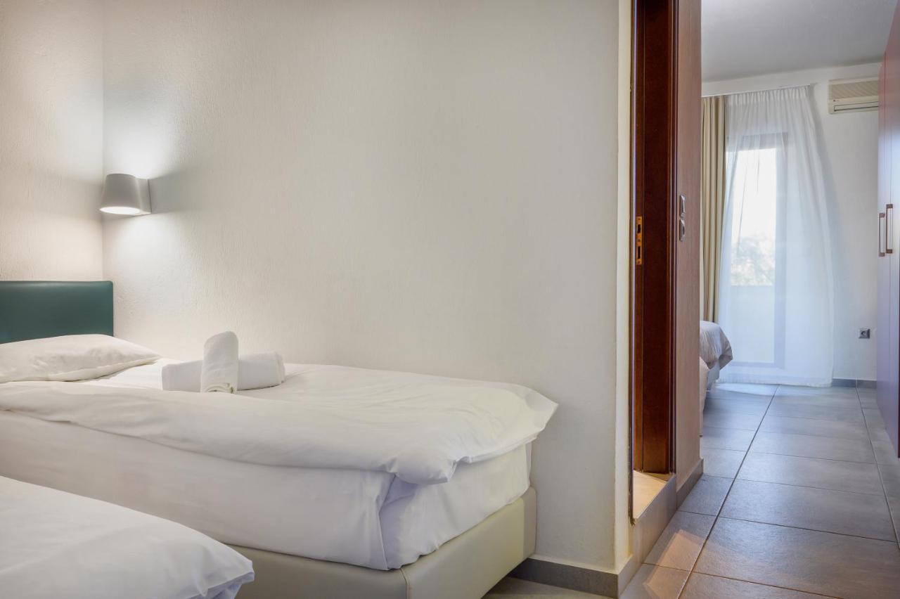 Akrathos Beach Hotel オウランオウポリ エクステリア 写真